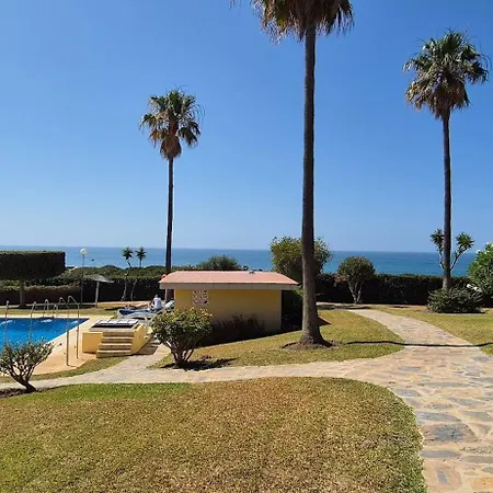 En Zona Cabopino Apartment