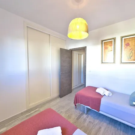 Apartment En Zona Cabopino Marbella
